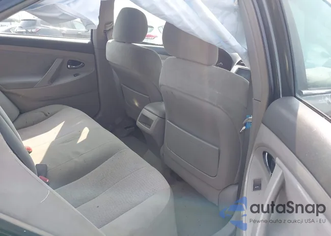 4T4BF3EK4AR031833: 42447831