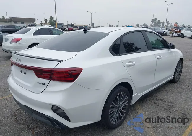 3KPF54AD3RE788927: 42447876