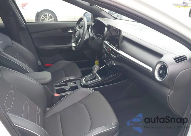 3KPF54AD3RE788927: 42447876