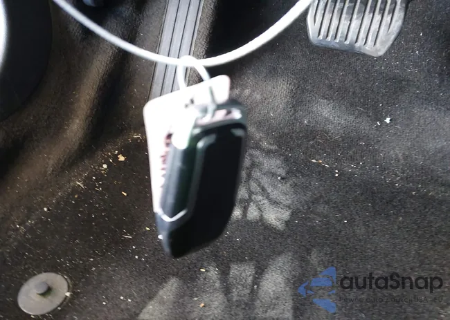 3LN6L2LU5ER831041: 42447895