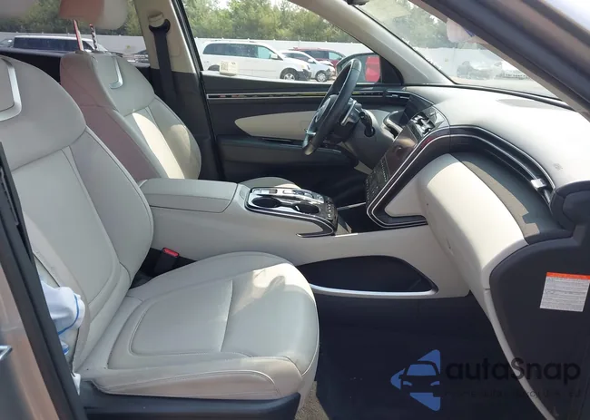 KM8JECD12RU161493: 42447938