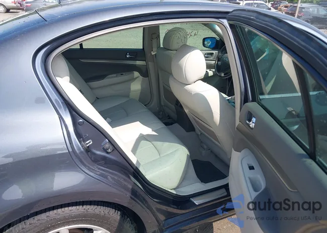 JN1CV6AP9BM305427: 42448032