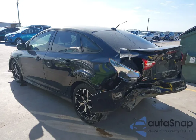 1FADP3F20GL370015: 42448063