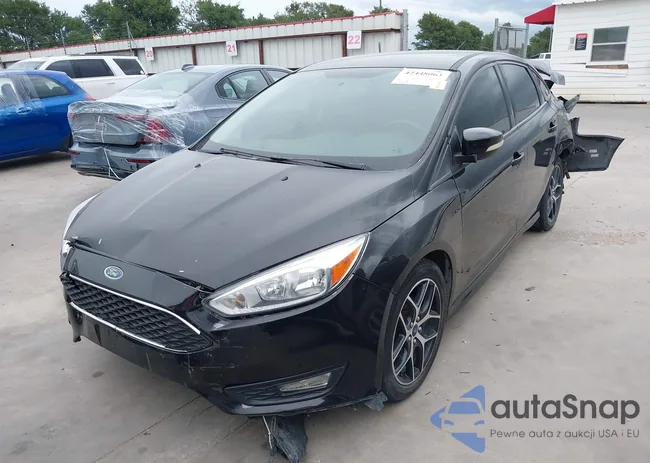 1FADP3F20GL370015: 42448063