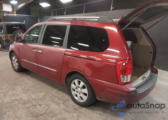 KNDMC233976011435: 42448227