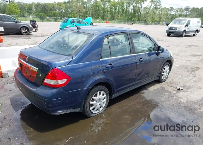 3N1BC11E27L456176: 42448244