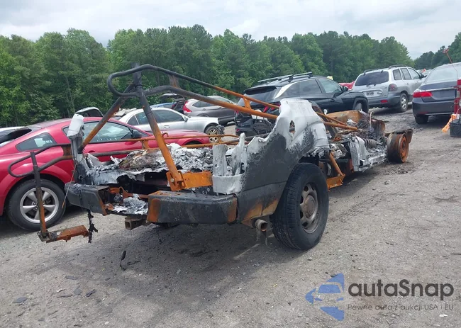 1FTMF1CB5JKF00373: 42448305