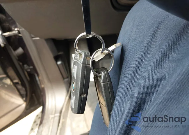 5UXFG2C59E0H10337: 42448318