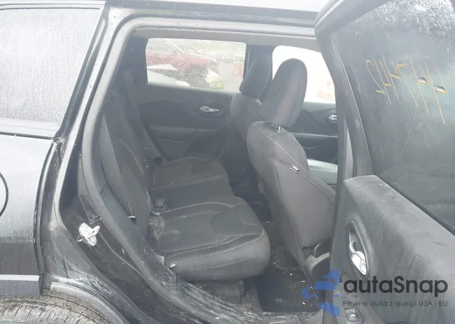 1C4PJMCS2FW774286: 42447442