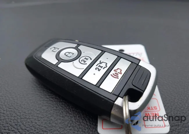 1FATP8UH6N5119260: 42447525