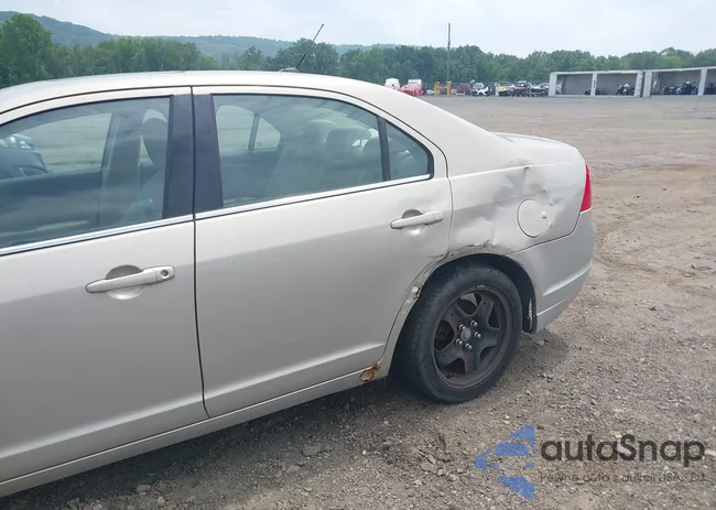 3FAHP0HA4AR413882: 42447529