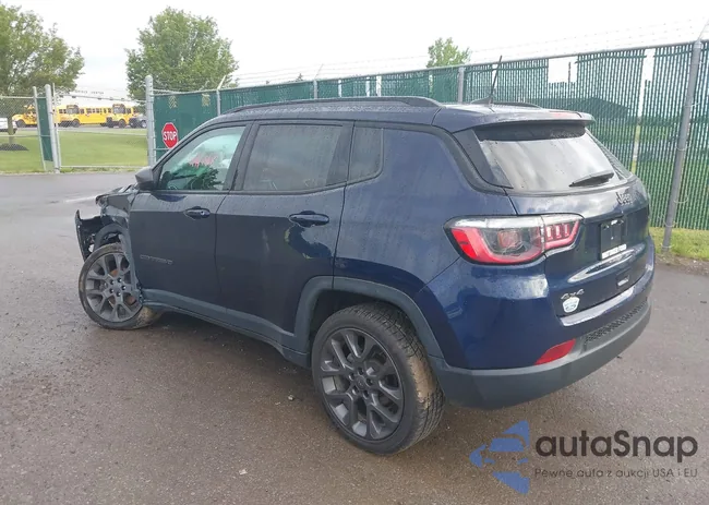 3C4NJDEB5MT520949: 42447568