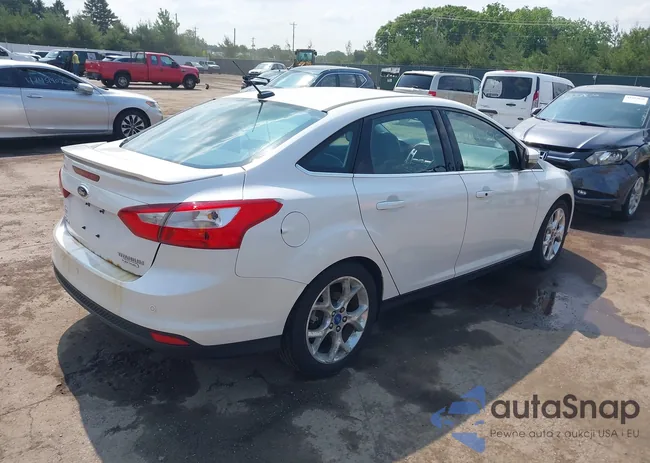 1FAHP3J26CL446128: 42447575