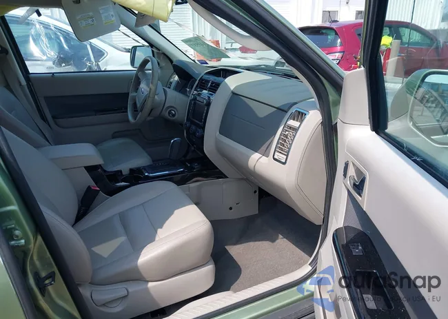 1FMCU49309KC97046: 42447581