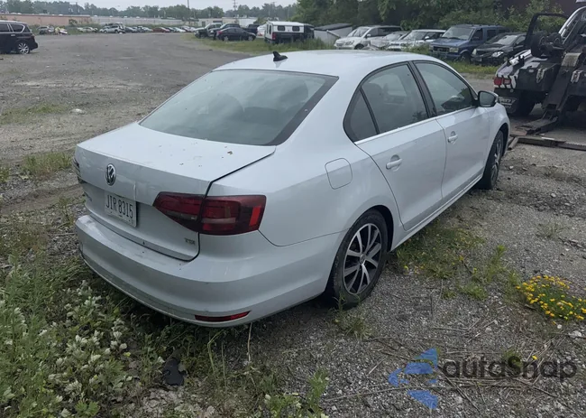 3VWDB7AJ5HM273663: 42447653