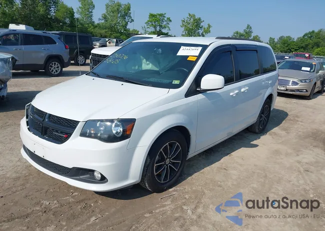 2C4RDGCG8JR136977: 42447694