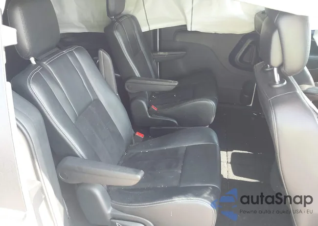 2C4RDGCG8JR136977: 42447694