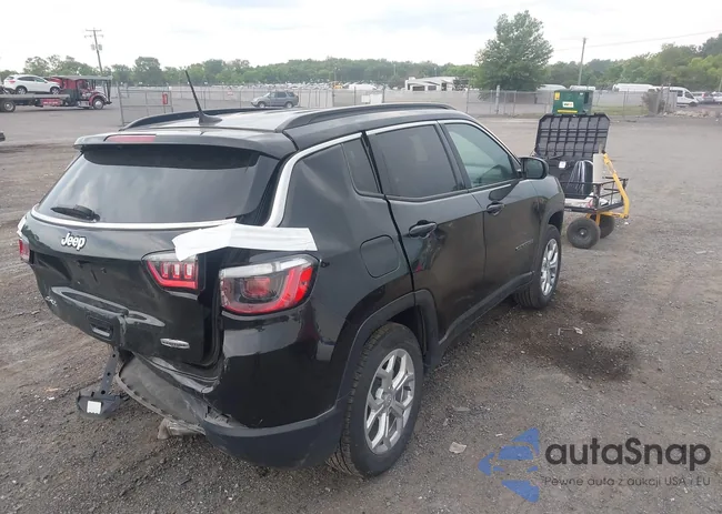 3C4NJDBN6RT111820: 42448751