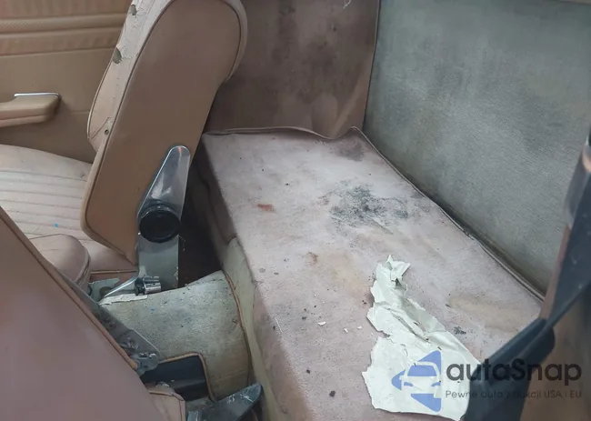 WDBBA45C1FA018962: 42449076