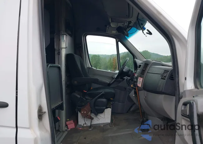 WD3PE8CB7B5587499: 42449202