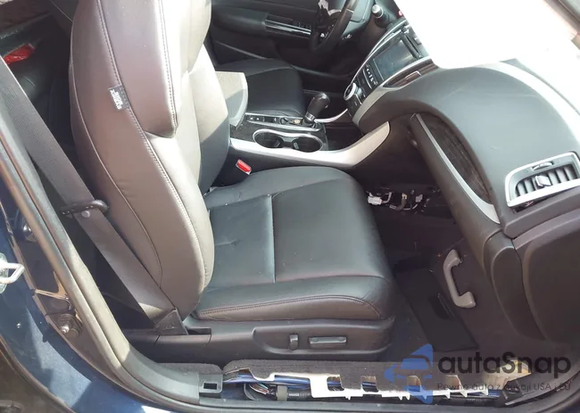 19UUB1F37KA010834: 42448379