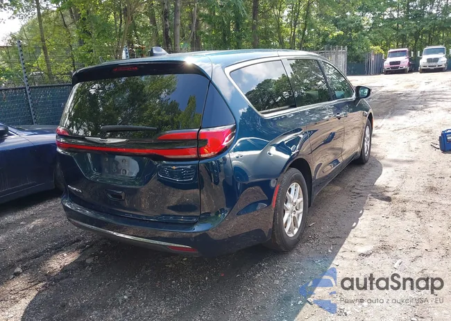 2C4RC1BG1PR610939: 42448484