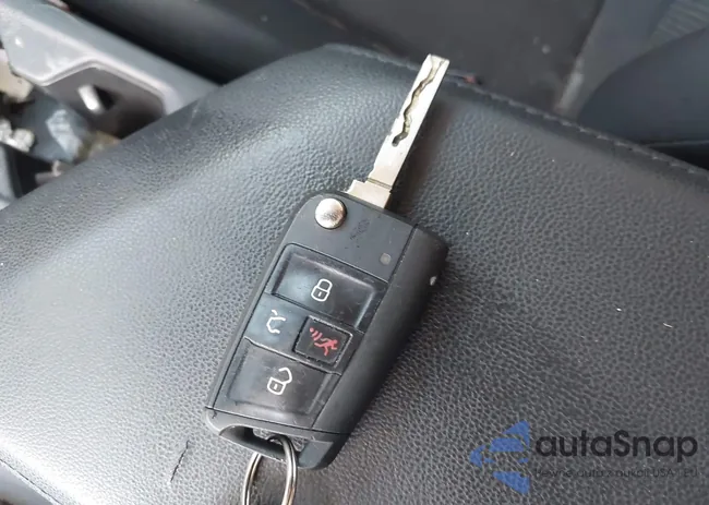 3VWC57BU6LM100853: 42449741