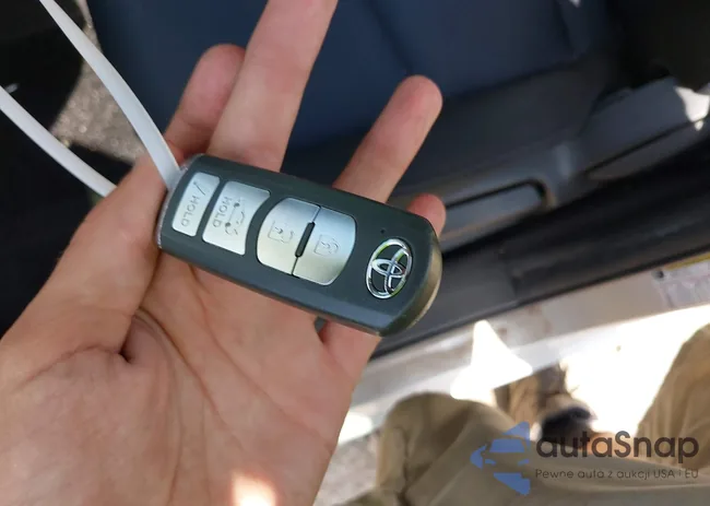 3MYDLBYV9LY712376: 42449795