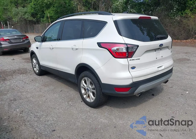 1FMCU0GD3JUC27392: 42449858