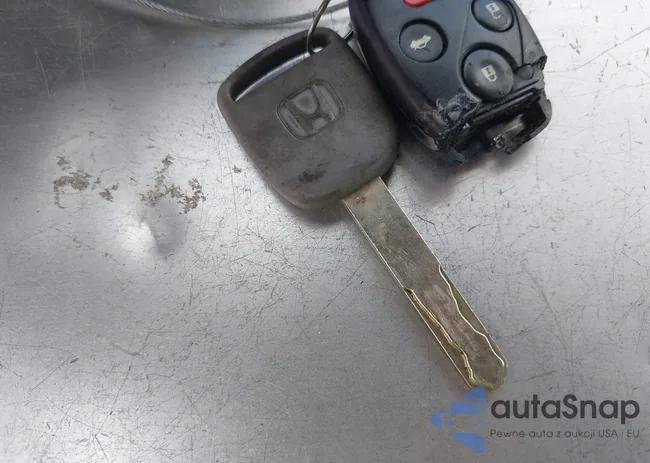 1HGCP2F45AA045401: 42449976