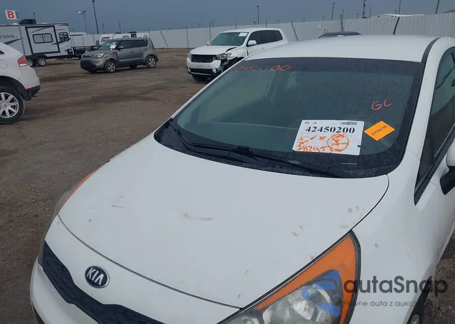 KNADM5A3XF6426776: 42450200