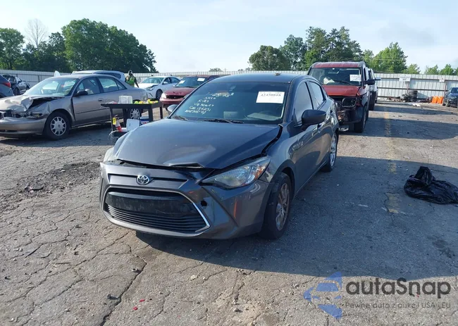 3MYDLBYV7JY310627: 42450818