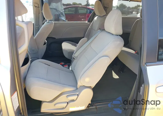 5TDKZ3DC6HS829782: 42450948