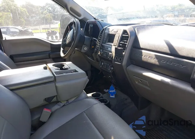 1FT7W2AT1KEG30861: 42451080