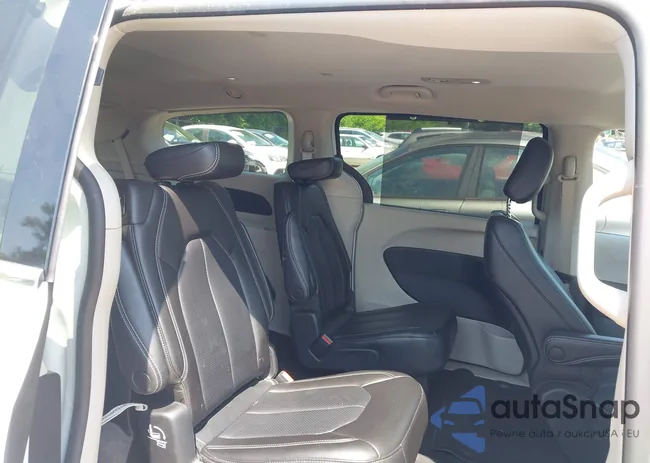 2C4RC1BG9PR624944: 42451230