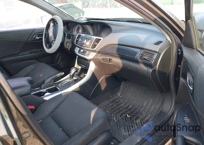 1HGCR2F57DA225468: 42451256