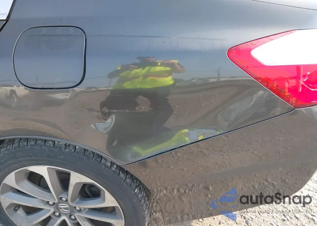 1HGCR2F57DA225468: 42451256