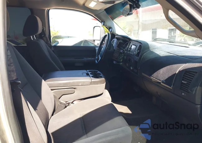 1GCHK53619F174275: 42450440