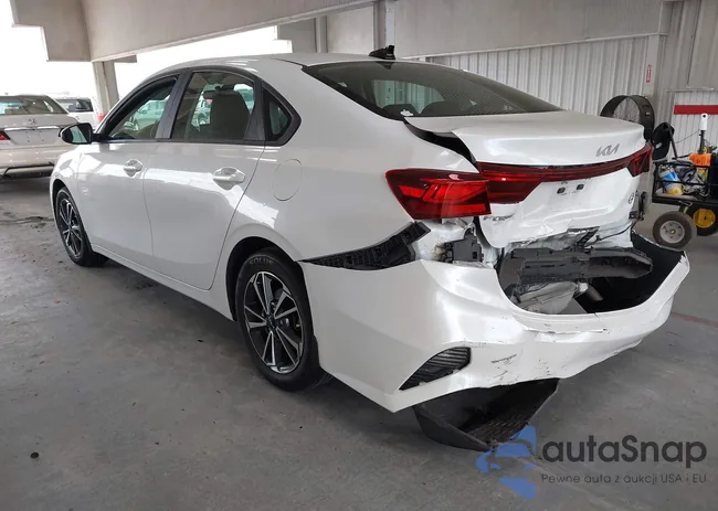 3KPF24AD4NE473802: 42450463