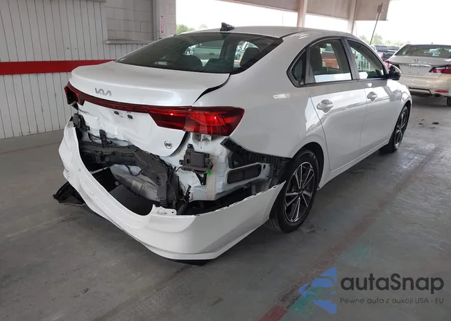 3KPF24AD4NE473802: 42450463