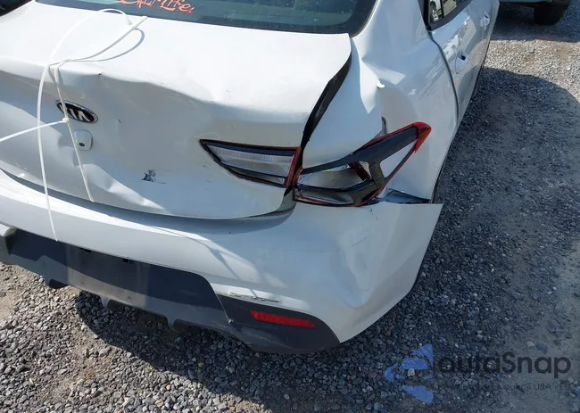 3KPA24AD1LE338686: 42450507