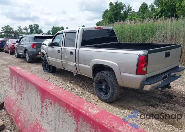 1GCHK23245F835450: 42450601