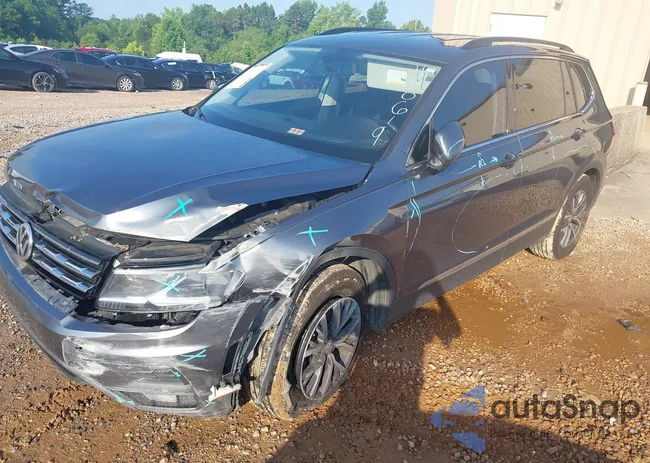 3VV3B7AX5JM003469: 42450619