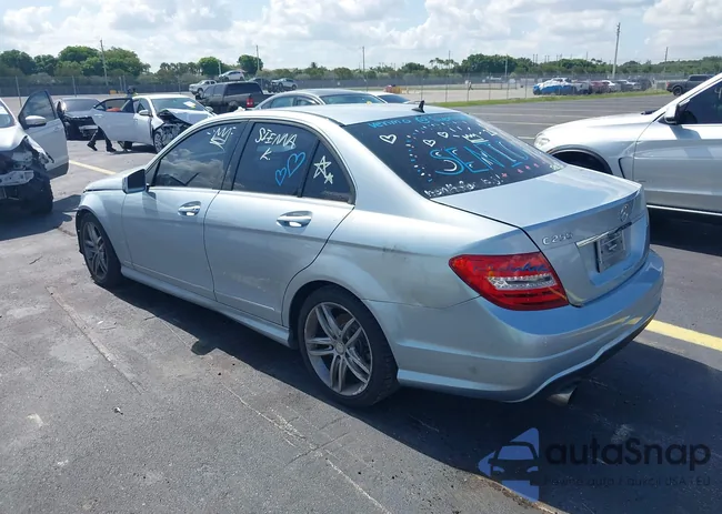 WDDGF4HB8DR272457: 42450683