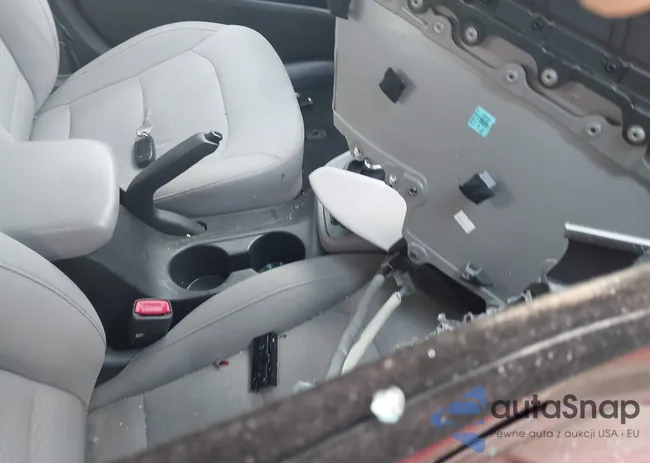 KMHD74LF7KU780557: 42451832