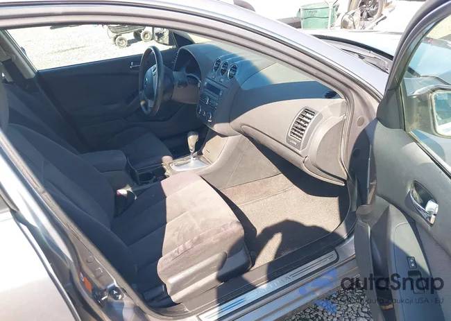 1N4CL21EX9C122053: 42451845