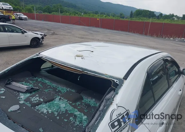 1FAHP2MK9DG199882: 42451853