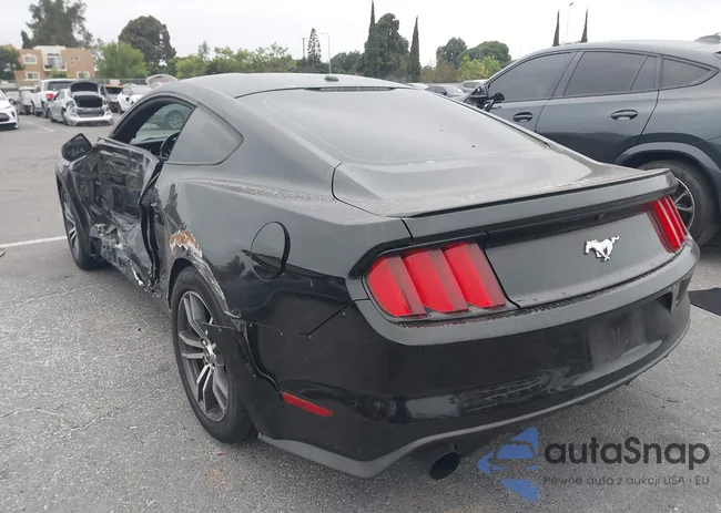 1FA6P8TH2F5312358: 42452001