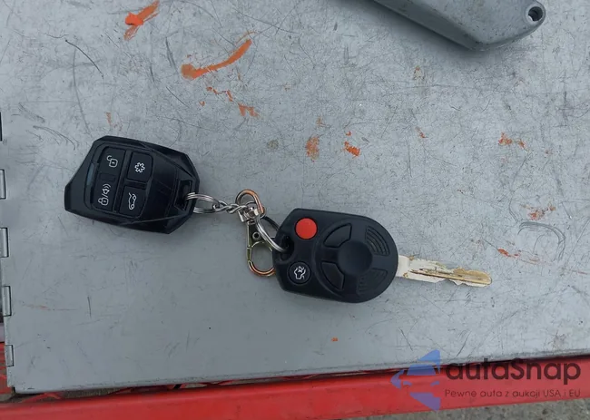 1FMCU93G59KA92198: 42452203