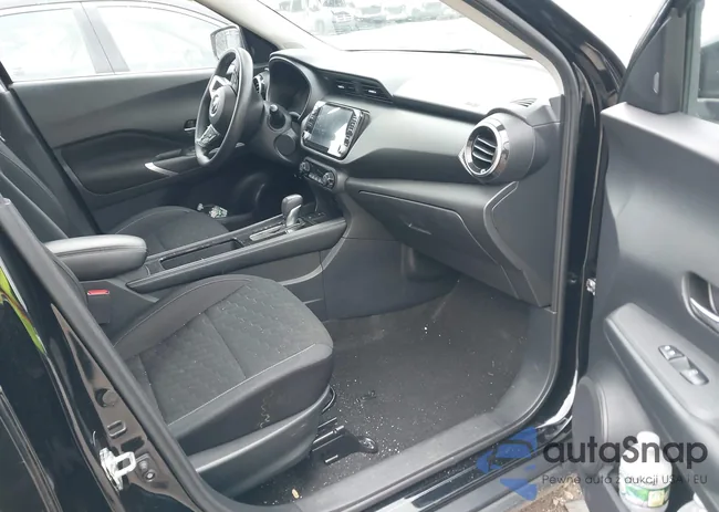 3N1CP5CV5ML477970: 42451494